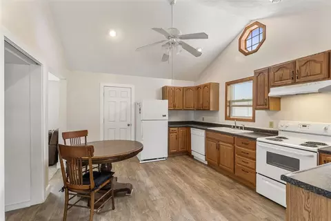 1205 E 3rd St, Washington, IA 52353 photo 8