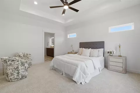 Bedroom - 802 Crestview Dr, Solon, IA 52333 photo 1 of 10