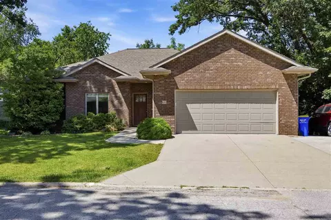 60 Marietta Ave, Iowa City, IA 52246