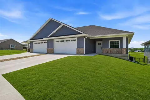 215 Timberline Ter # A, Kalona, IA 52247