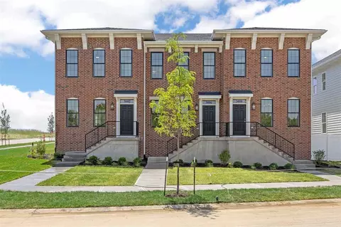 3010 Tommy Ln, Coralville, IA 52241
