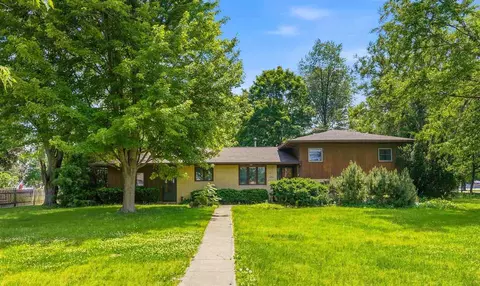 406 E Lafayette Ave, Keota, IA 52248