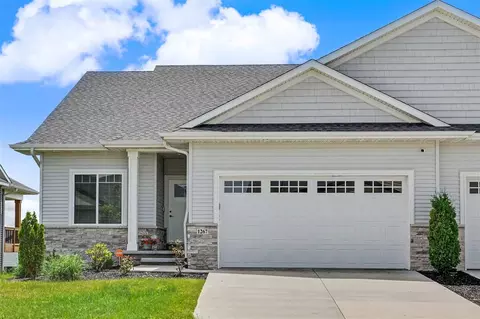 1267 Berkshire Ln, Northliberty, IA 52241