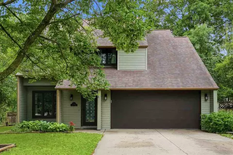 1932 Holiday Rd, Coralville, IA 52241