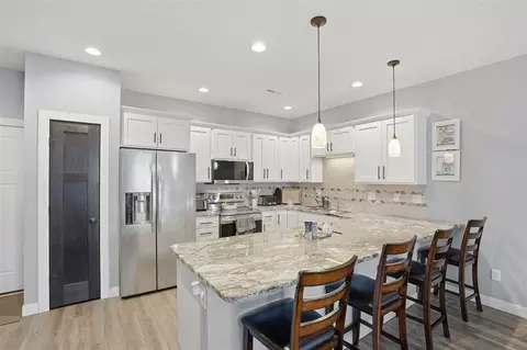 118 W 3rd St, Washington, IA 52353