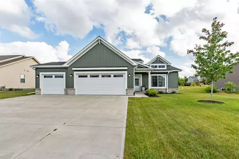 201 Dogwood Ln, Tiffin, IA 52340