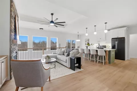 892 Silver Ln, Iowa City, IA 52245