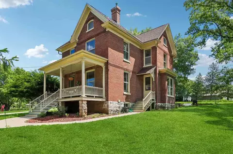 416 Reno St, Iowa City, IA 52245