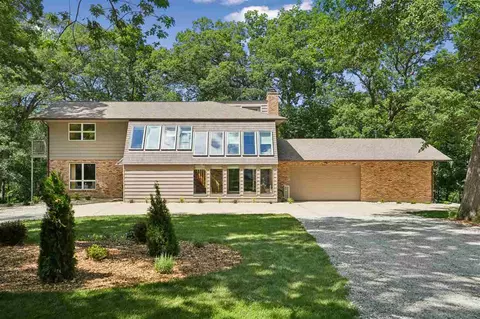 4408 NE Toad Rd, Iowa City, IA 52240