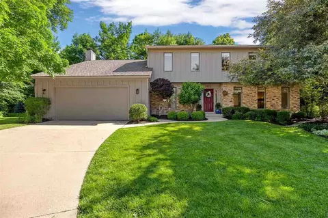 132 Tahoe Ct, Cedar Rapids, IA 52403