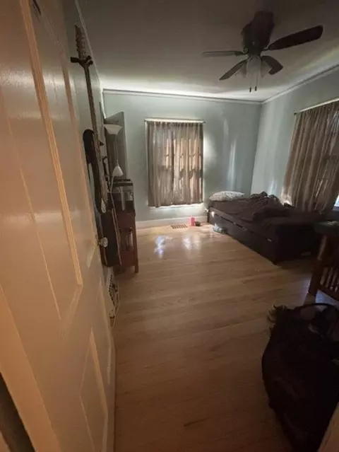 Bedroom - 2025 E Avenue NE, Cedar Rapids, IA 52402 photo 2 of 3