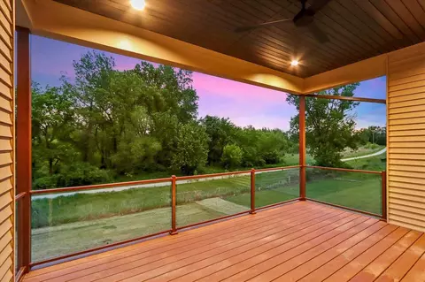 Exterior - 405 Macbride Trl, Solon, IA 52333 photo 5 of 11