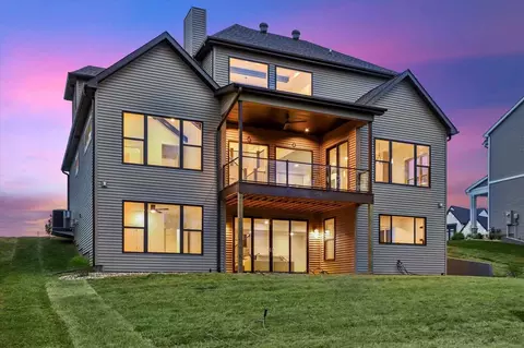 Exterior - 405 Macbride Trl, Solon, IA 52333 photo 6 of 11