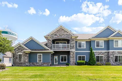 450 Penn Ct, North Liberty, IA 52317