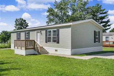 3701 2nd St #LOT 32, Coralville, IA 52241