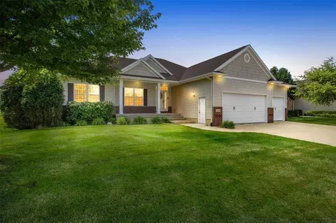 4330 Flagstick Dr, Marion, IA 52302