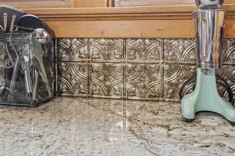 Kitchen - 6453 31st Ave, Shellsburg, IA 52332 photo 10 of 10