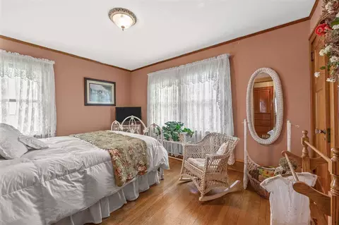 Bedroom - 6453 31st Ave, Shellsburg, IA 52332 photo 1 of 10