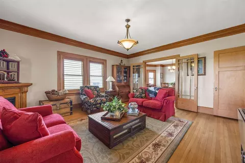Living - 6453 31st Ave, Shellsburg, IA 52332 photo 2 of 4