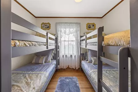 Bedroom - 6453 31st Ave, Shellsburg, IA 52332 photo 6 of 10