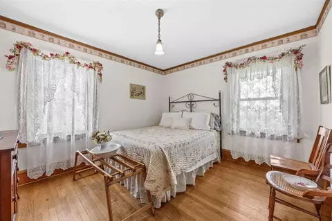 Bedroom - 6453 31st Ave, Shellsburg, IA 52332 photo 9 of 10