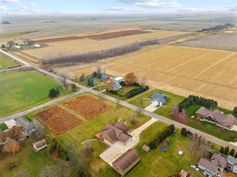 View/Area - 101 E 13th St, Sumner, IA 50674 photo 10 of 11