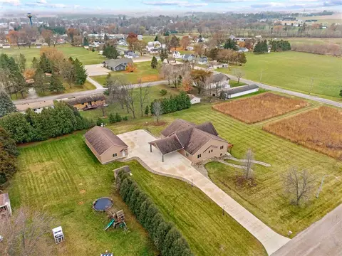 View/Area - 101 E 13th St, Sumner, IA 50674 photo 4 of 11