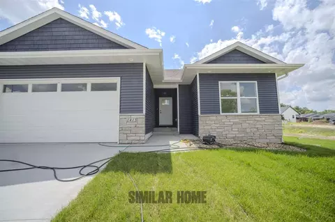 1509 Legend Dr, Tiffin, IA 52340