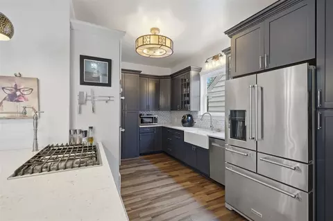 Kitchen - 402 E Main St, Washington, IA 52353 photo 1 of 3