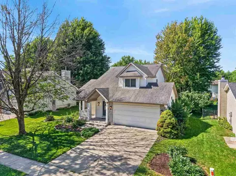 45 Heron Cir, Iowa City, IA 52245