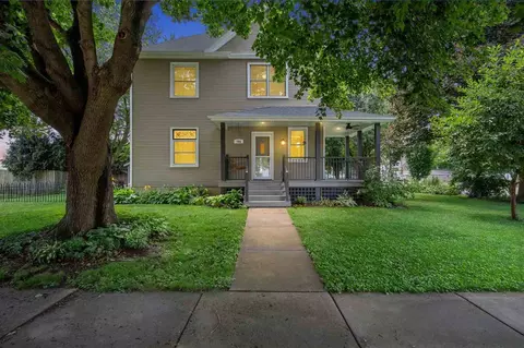 701 7th St, Durant, IA 52747