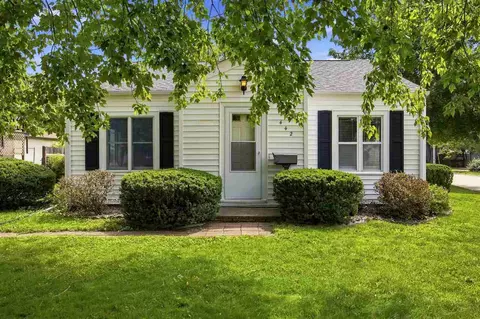 442 4th Ave, Iowa City, IA 52245