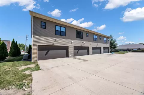 Exterior - 333 E Main St, Solon, IA 52333 photo 4 of 4