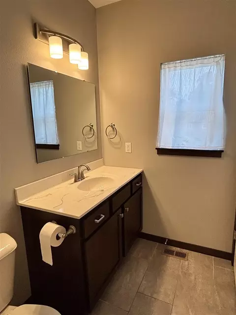 Bath - 333 E Main St, Solon, IA 52333 photo 4 of 4