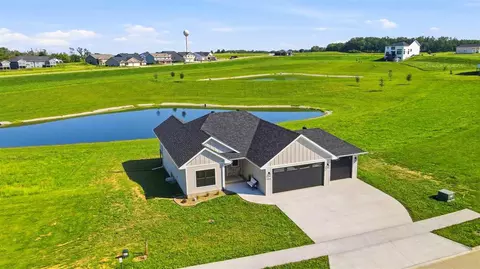206 Westwood Cir, Kalona, IA 52247