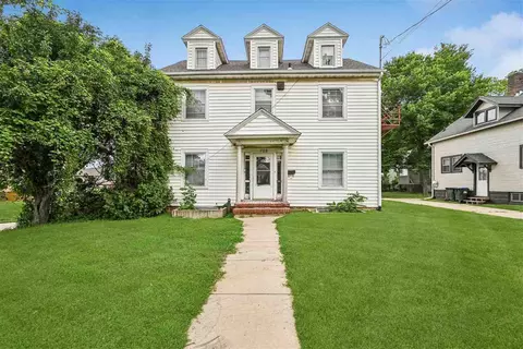 728 Bowery St, Iowa City, IA 52240