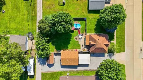 View/Area - 131 E 2nd St, Riverside, IA 52327 photo 1 of 11