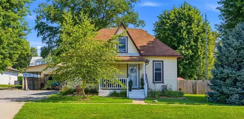 Exterior - 131 E 2nd St, Riverside, IA 52327 photo 1 of 10