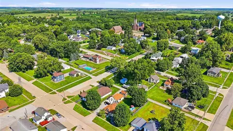 View/Area - 131 E 2nd St, Riverside, IA 52327 photo 6 of 11