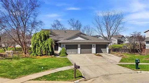 665 Andrews Ct, North Liberty, IA 52317