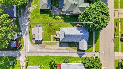 View/Area - 302 E 2nd St, Washington, IA 52353 photo 1 of 11