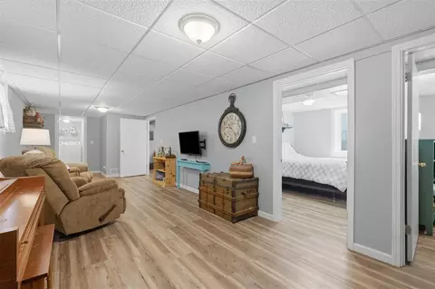 Entry Way - 302 E 2nd St, Washington, IA 52353 photo 6 of 6