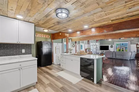 Kitchen - 302 E 2nd St, Washington, IA 52353 photo 2 of 5
