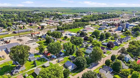View/Area - 302 E 2nd St, Washington, IA 52353 photo 11 of 11