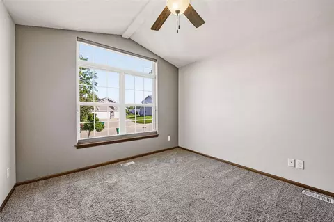 Bedroom - 2050 Hillside Dr, Ely, IA 52227 photo 4 of 6
