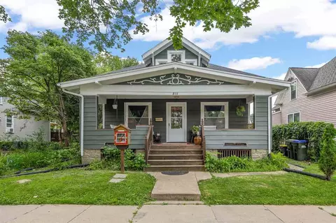 815 E Bloomington St, Iowa City, IA 52245