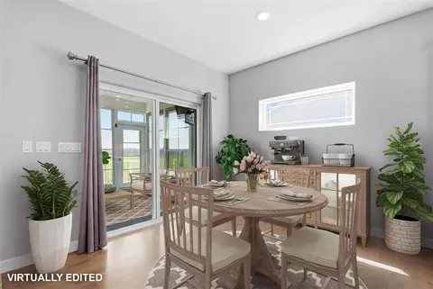 Dining - 3065 Ridgeview Dr, Ely, IA 52227 photo 2 of 2