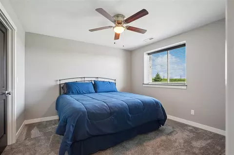 Bedroom - 3065 Ridgeview Dr, Ely, IA 52227 photo 2 of 2