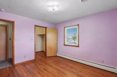 Bedroom - 809 18th Ave SW, Cedar Rapids, IA 52404 photo 7 of 11