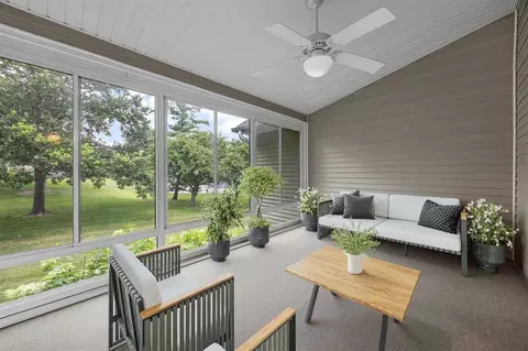 129 Cayman St, Iowa City, IA 52245